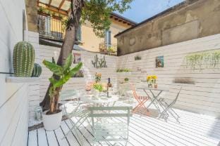 Como Dreams Apartments - Gold Suite Hotel in Como