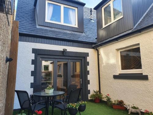 Maple Cottage B&B Hotel in Scotland