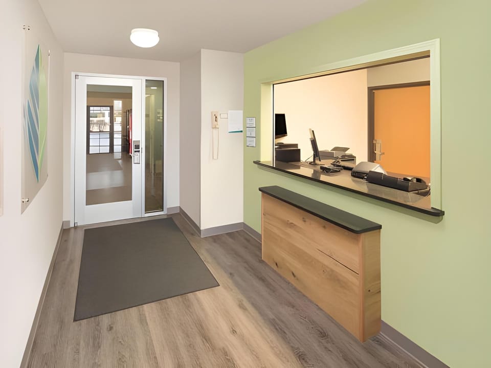 Extended Stay America Select Suites - Bentonville Hotel in Rogers