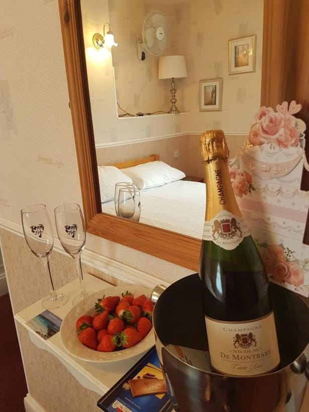 Brampton Guest House Hotel in Paignton