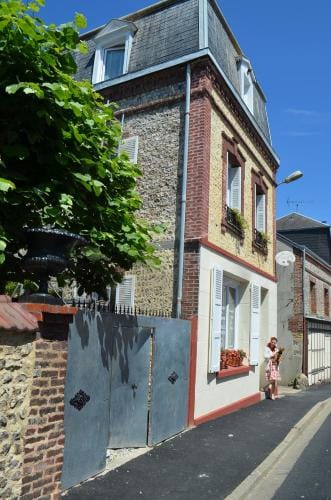 Chambres d'hotes Villa l'esperance Hotel in Étretat