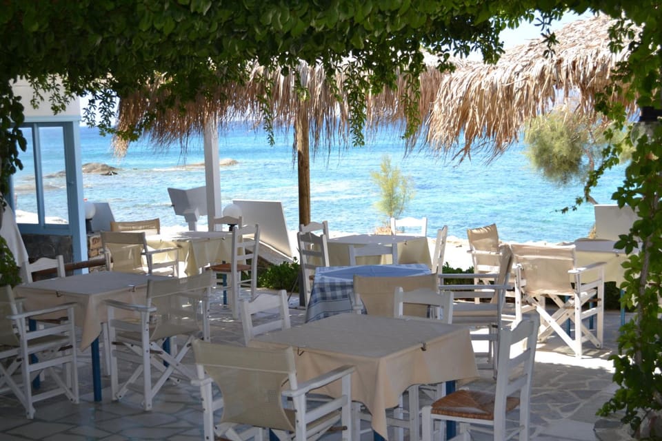 Sunset Apartment hotel in Agios Prokopios