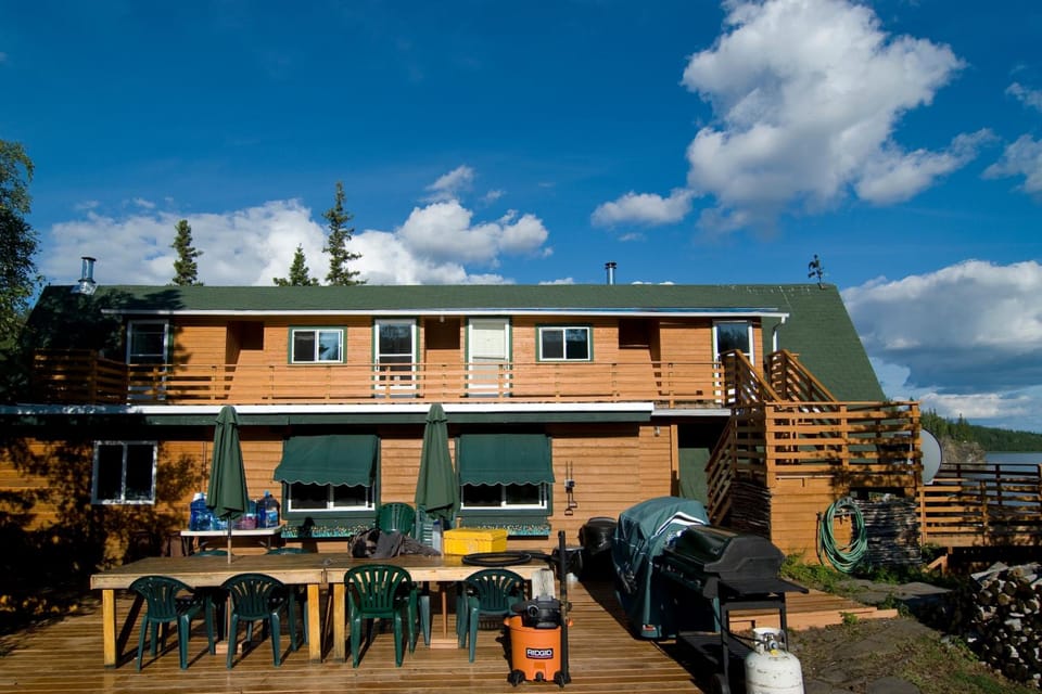 Yellow Dog Lodge, Inc. Lodge in Northwest Territories