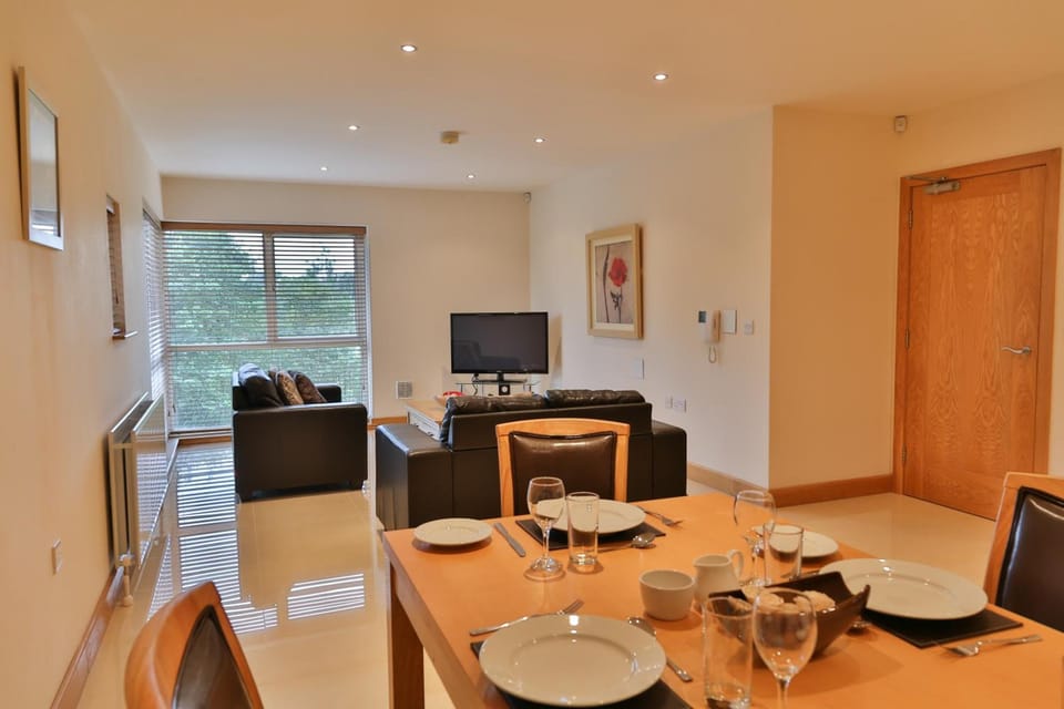 Enniskillen Watersedge Apartments Hotel in Leitrim, Co. Leitrim, Ireland