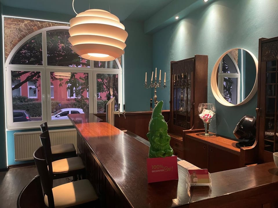 Bar/lounge