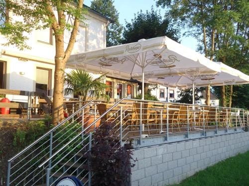 Landgasthof Zur Post, Hochwalder Radstation Hotel in Trier-Saarburg