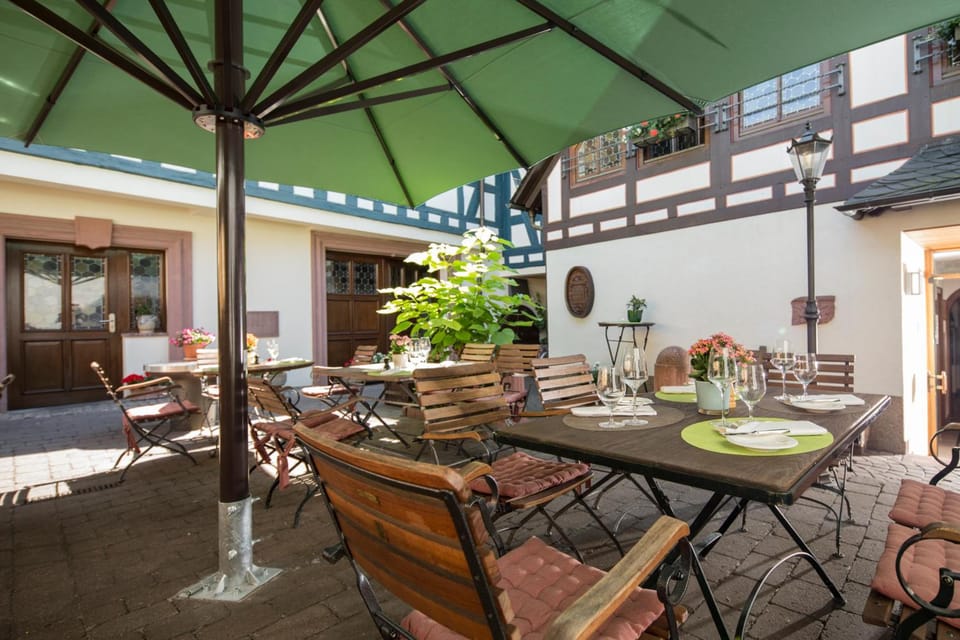 Hotel und Weinhaus Zum Krug Hotel in Mainz-Bingen