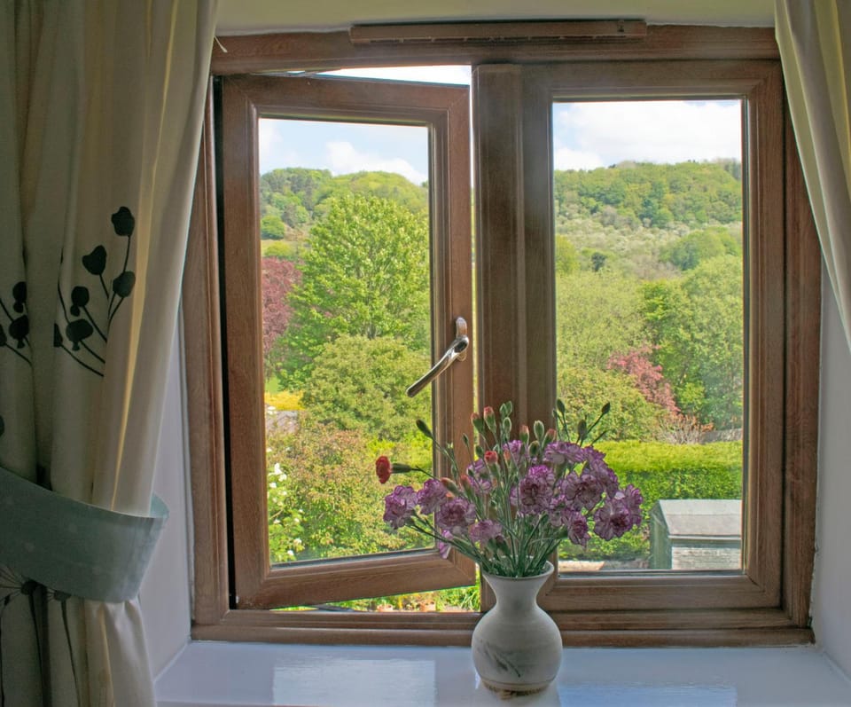 Innisfree Cottage Hotel in High Peak District