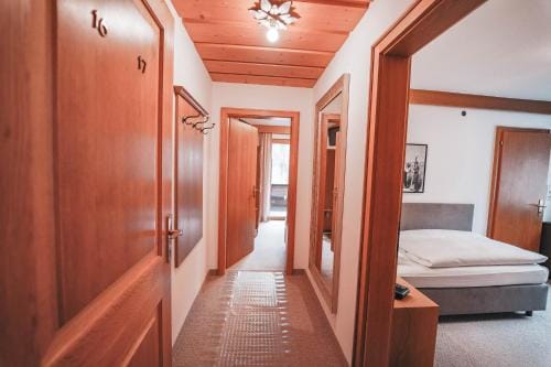 Hotel Garni Almjur Hotel in Saint Anton am Arlberg