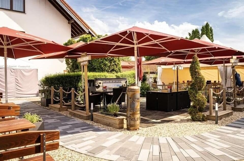 Rhonblick Landhotel - Restaurant - Countrypub Hotel in Hesse