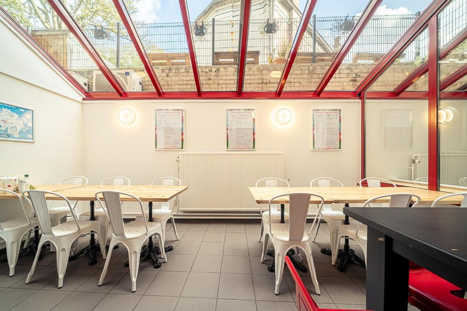 Auberge de Jeunesse de Tournai - Youth Hostel Hostel in Hauts-de-France
