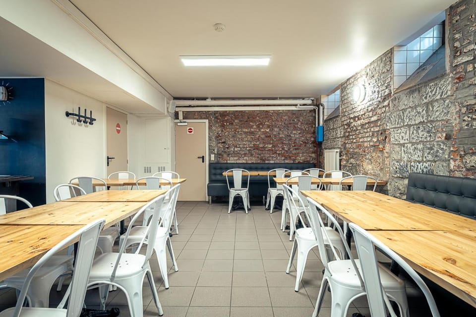 Auberge de Jeunesse de Tournai - Youth Hostel Hostel in Hauts-de-France