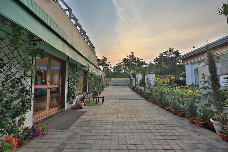 Hotel Crystal Crown Hotel in Bhubaneswar