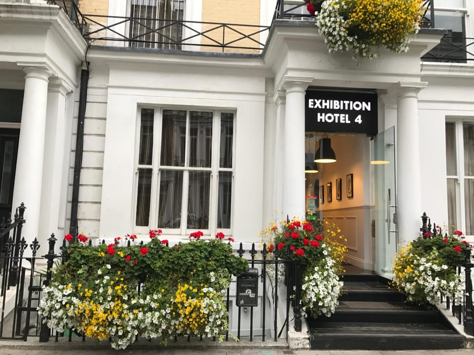 Exhibition Court Hotel 4 Hotel in City of Westminster