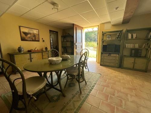 Logement Provence dans domaine oleicole Hotel in French Riviera