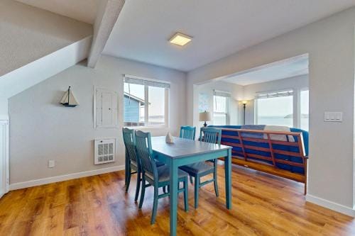 Sail Away on Whidbey Hotel in Clinton