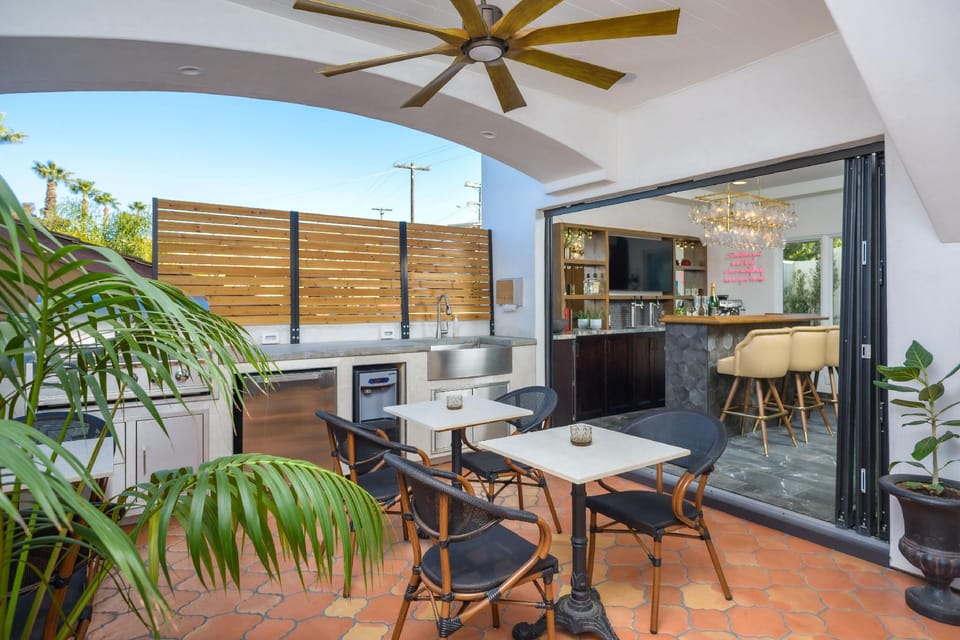 North Beach Villa Hotel in San Clemente