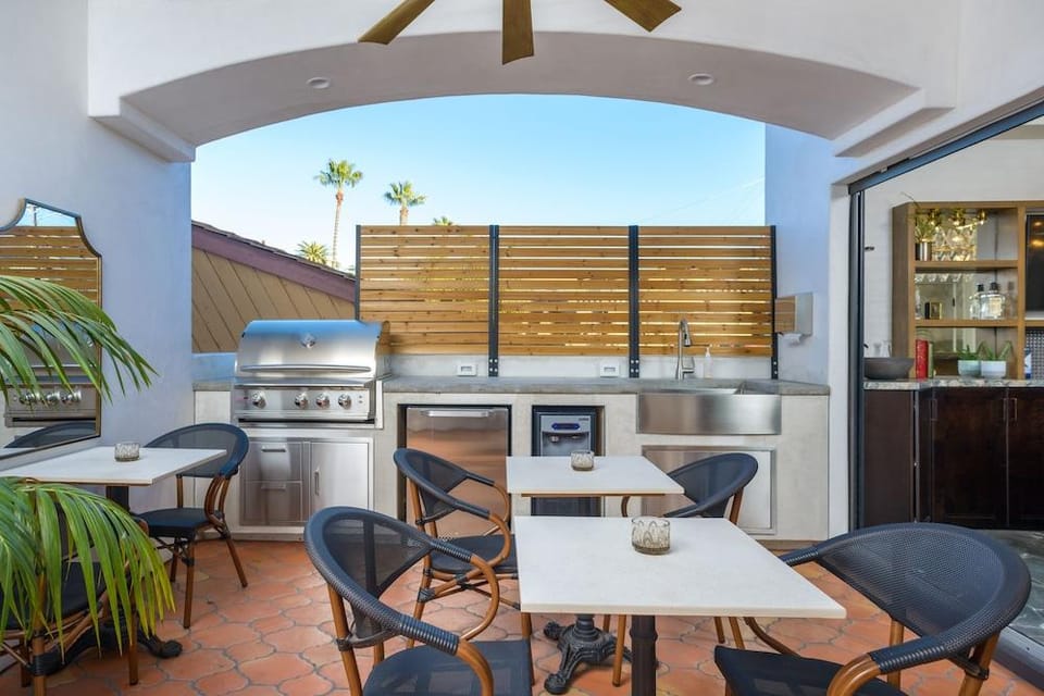 North Beach Villa Hotel in San Clemente