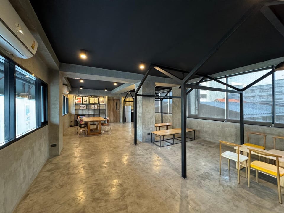 Fellows House Hostel in Bangkok