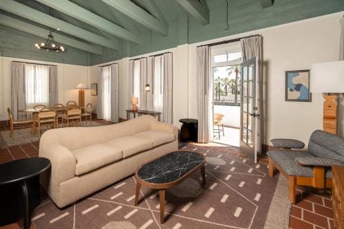 Murrieta Hot Springs Resort Hotel in Murrieta