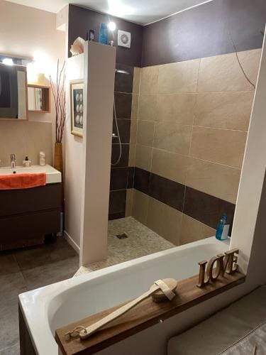 Luckymu Hotel in Aix-en-Provence