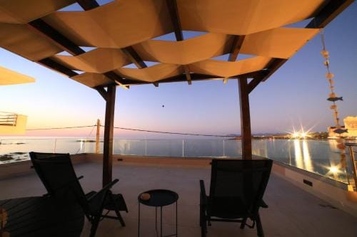 GREEN n' BLUE apartments Hotel in Crete