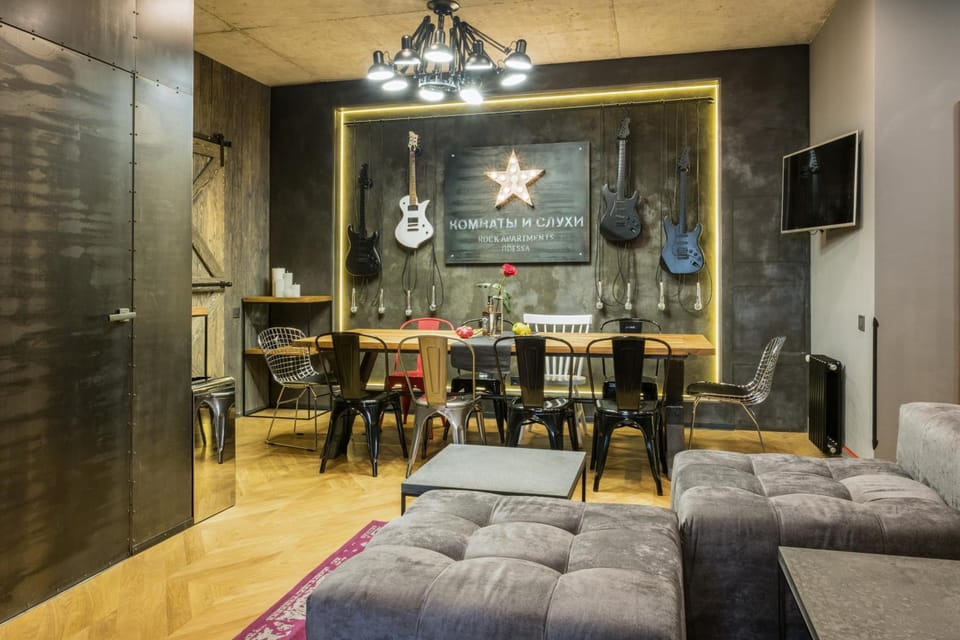 design hotel Rooms & Rumors Hotel in Odessa