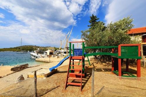 Rooms by the sea Cove Golubovac, Kornati - 23062 Hotel in Šibenik-Knin County, Croatia
