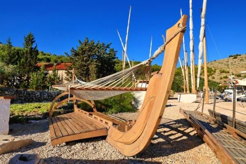 Rooms by the sea Cove Golubovac, Kornati - 23062 Hotel in Šibenik-Knin County, Croatia
