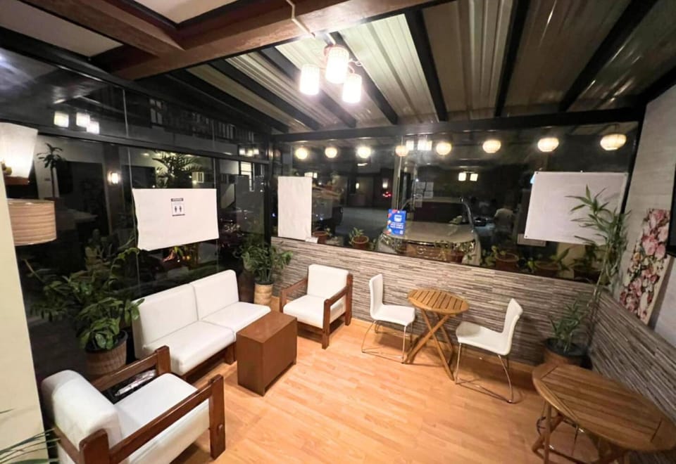 Pacific Palm Suites Davao powered by Cocotel Hotel in Davao City