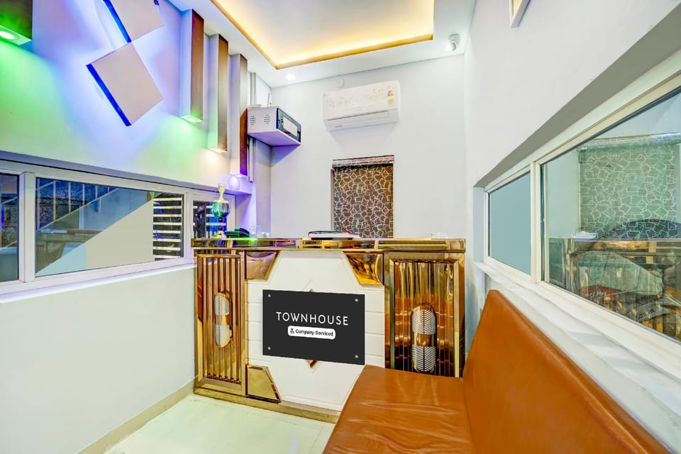 Super Townhouse Anisabad Near Mahavir Sansthan Hotel in India