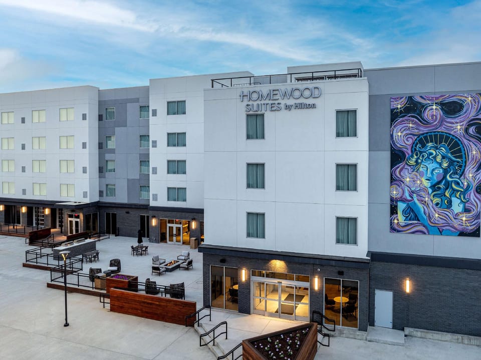 Homewood Suites by Hilton Newport Cincinnati Hotel in Newport