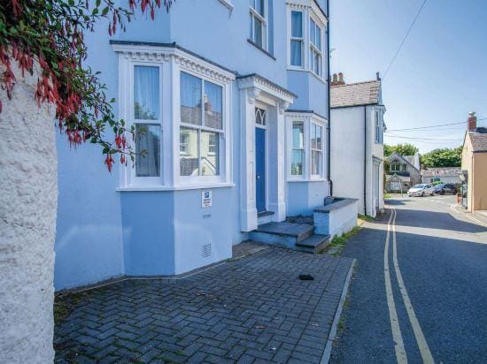 Sea Glass - 2 Bedroom Apartment - Manorbier Hotel in Wales