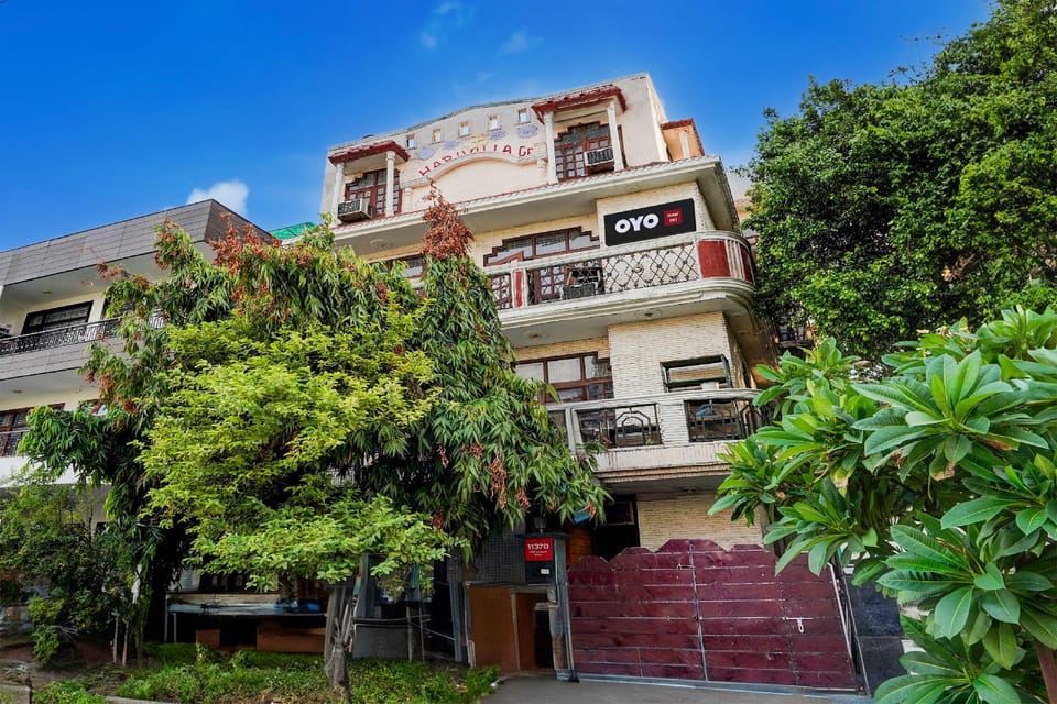 Hotel O SNJ HOTELS Hotel in Noida