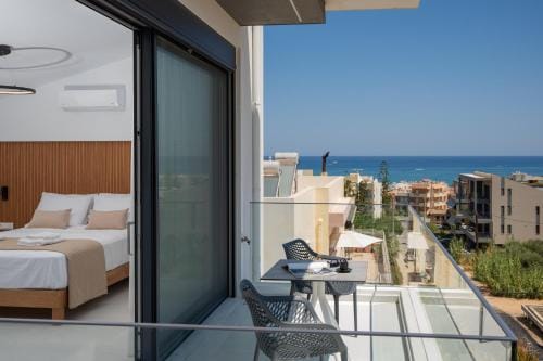 LIRIUM luxury suites Hotel in Rethymno