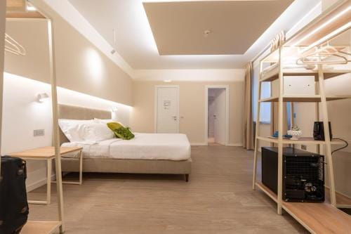 Six Luxury Rooms Pozzuoli Hotel in Pozzuoli