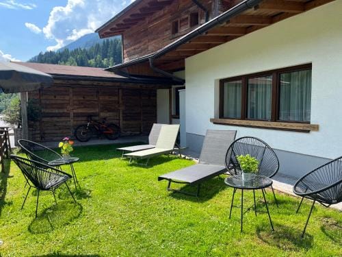 Boutique Apartment BERGLIEBE, ski in-out Hotel in Saalbach-Hinterglemm