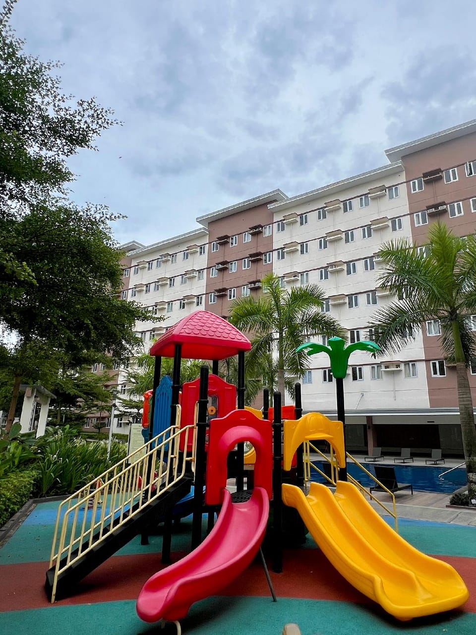 Glades Suite Apartment hotel in Calabarzon
