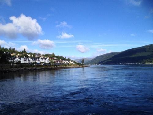 Rashfield Sheilings - Riverside Lodges, by Pucks Glen, Dunoon Lodge in Scotland