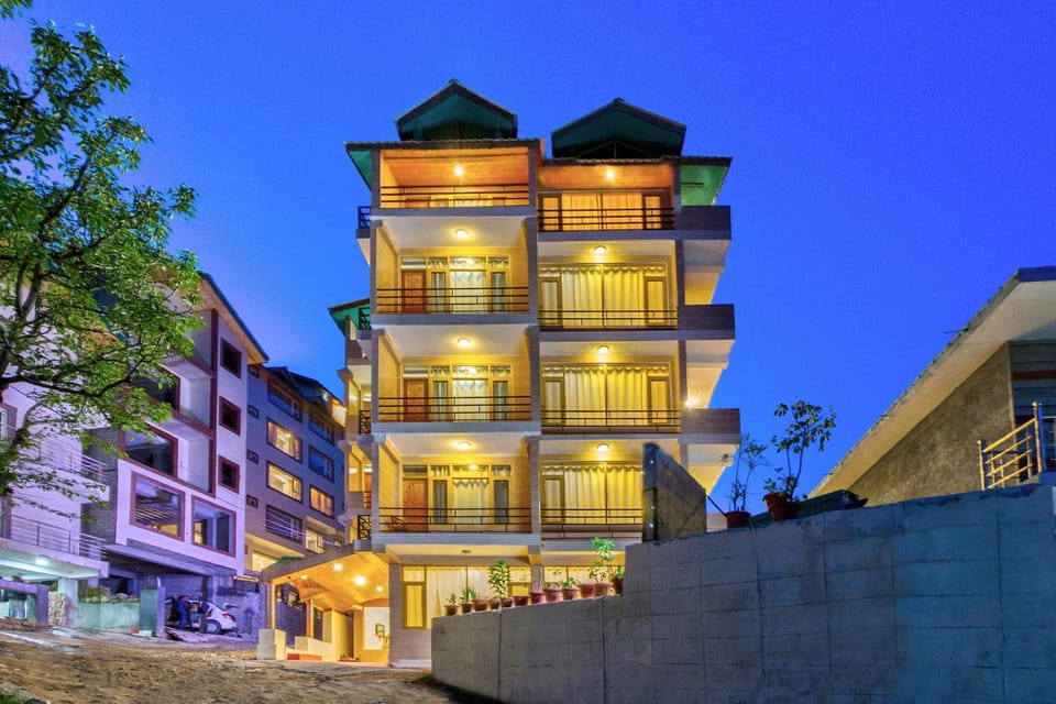 Hotel Nirosha, Manali Hotel in Himachal Pradesh