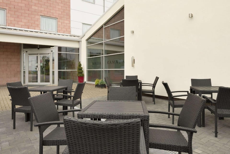 Ramada by Wyndham Wakefield Hotel in Wakefield