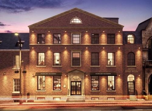 Elegant Escape: Prime Location & Gorgeous Interior Hotel in Leeds