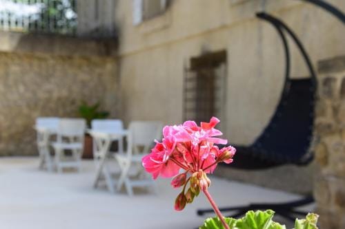 La Chambre des Amis au Moulin des GYPSES, Ventoux Hotel in Mormoiron