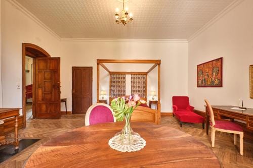 Chambres au Chateau Saint-geoire Hotel in Auvergne-Rhône-Alpes