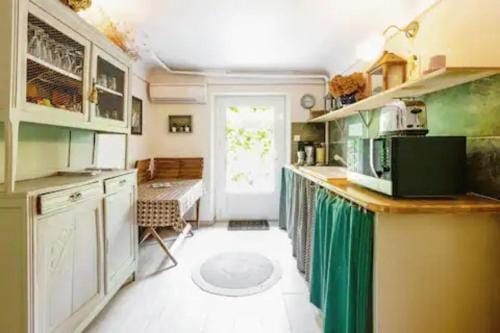Appartement complet ou 2 Chambres de charme en centre-ville Hotel in Arles