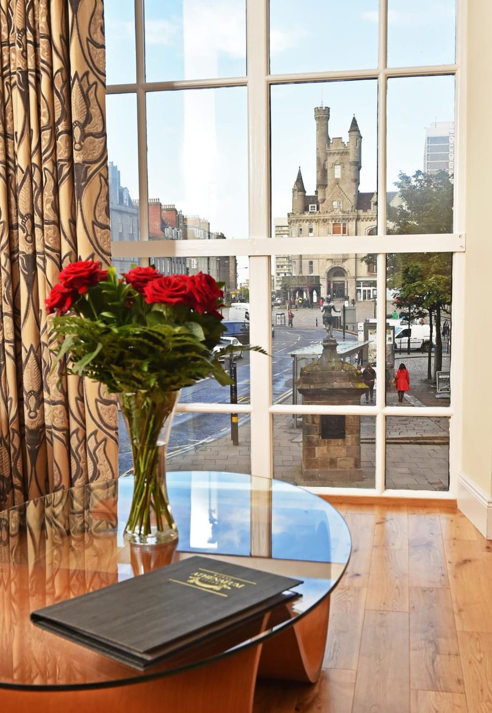 Royal Athenaeum Suites Hotel in Aberdeen