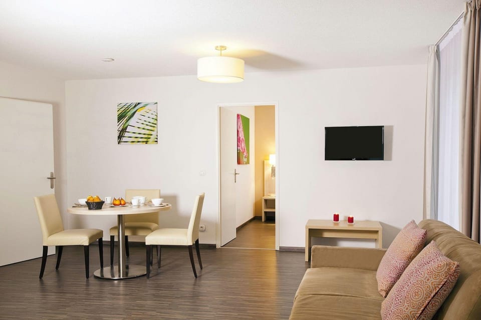 Residhome Neuilly Bords De Marne Apartment hotel in Île-de-France