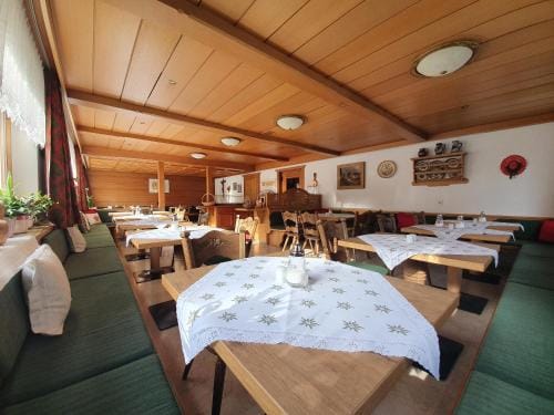 Haus Monika und Haus Claudia Hotel in Mayrhofen