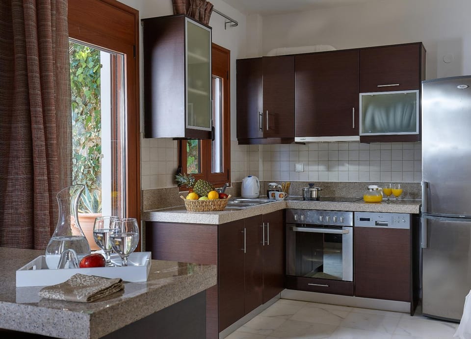 Okeanides Villas Hotel in Crete