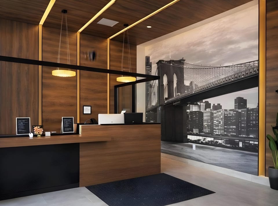 Hotel Brooklyn Mirage Hotel in Bedford-Stuyvesant